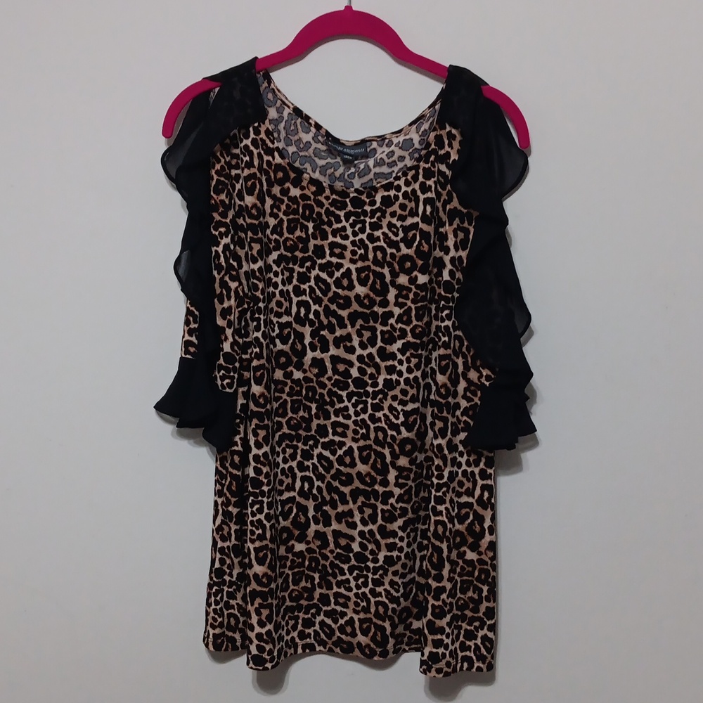 25" Inches Ptp Ruffled Sleeves Blouse Animal Print